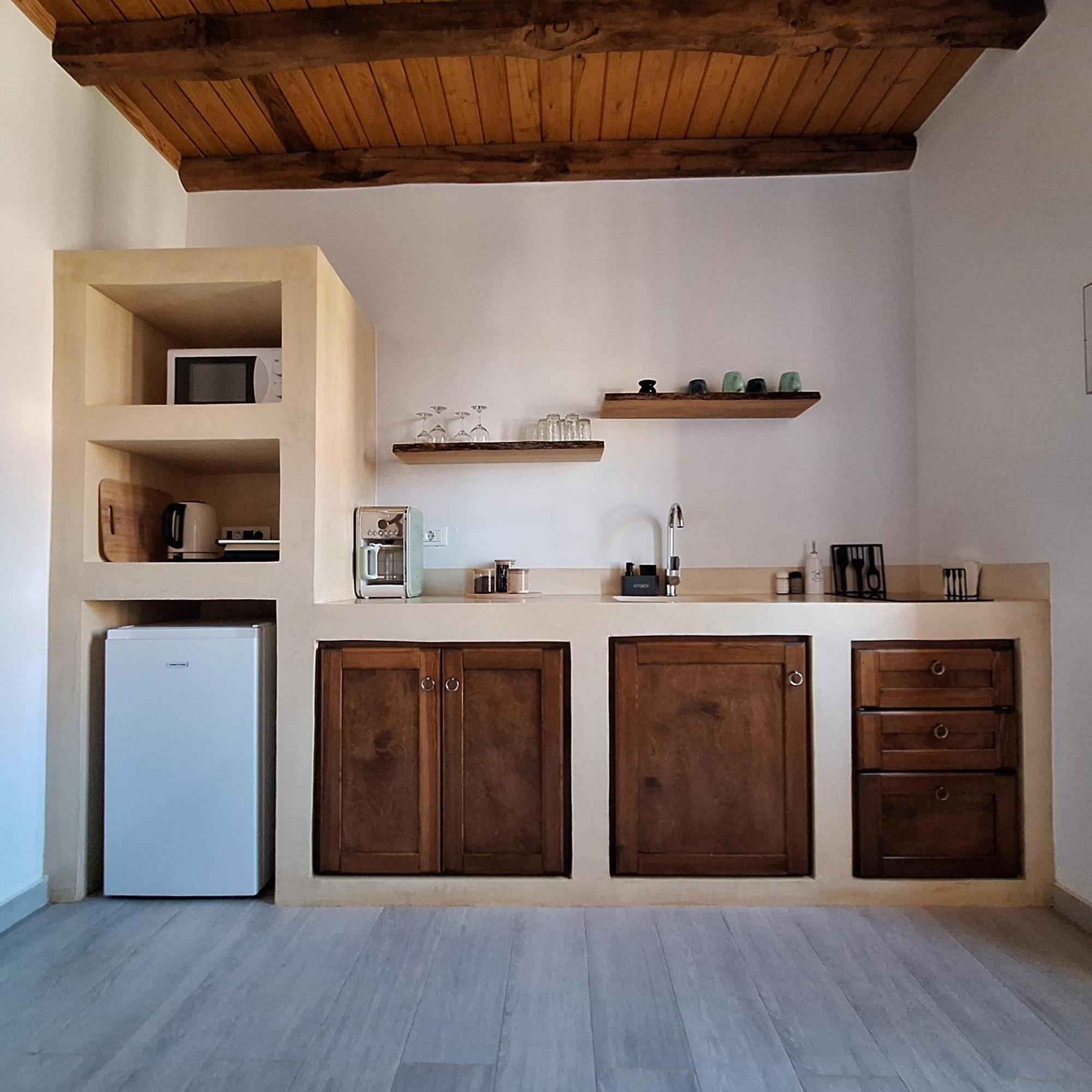 To Pefko - Mezzanines - Apartment Meyísti Екстериор снимка