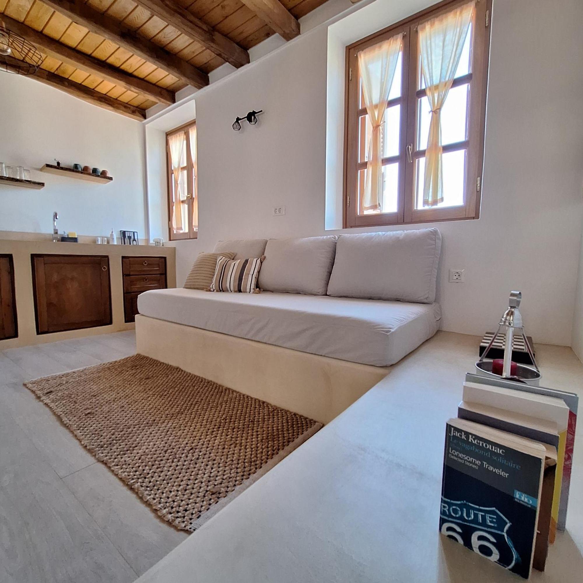 To Pefko - Mezzanines - Apartment Meyísti Екстериор снимка